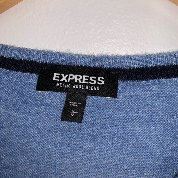 Express Soft Sweater Blue V-Neck Large - Picture 3 of 3